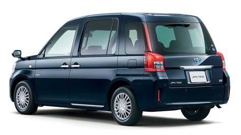 Toyota JPN Taxi is the most luxurious and safest taxi in Japan ...