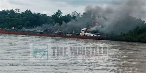 Breaking Nnpc Security Agencies Destroy Massive Vessel Caught