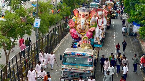 Hyderabad Ganesh Shobha Yattra Ganesh Immersion At Tank Bund