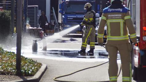 Gasfles Vat Vlam Tijdens Wegbranden Onkruid