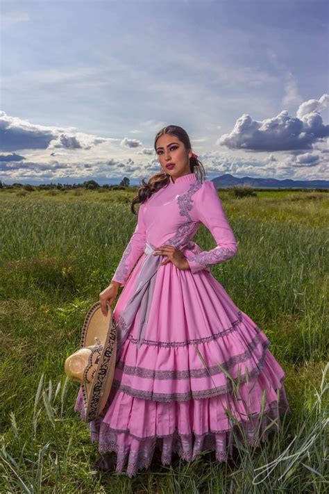 Pin By Liliana Ballestero On Bandas Traditional Mexican Dress Jalisco Dress Mexican Dresses