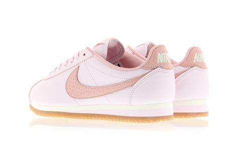 Nike Classic Cortez Leather Pearl Pink Is Like a Ballet Slipper | HYPEBAE