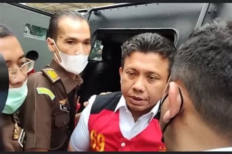 Breaking News Banding Ferdy Sambo Ditolak Tetap Hukuman Mati Ayo