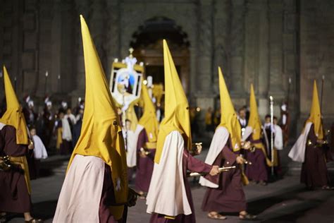 Viernes Santo Conoce su historia y cómo se conmemora Calendarr