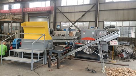 Pallet Grinder Wood Pallet Shredder For Mulch Wooden Pallet Chips Machine
