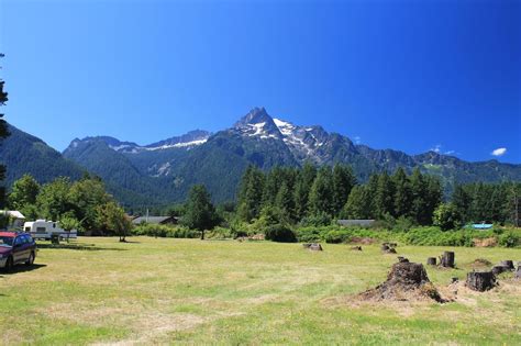 Scenic Whitehorse Mountain from Darrington, Washington | North cascades ...