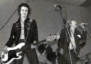 Great Bands Cool Bands Punks 70s Sid And Nancy Johnny Rotten 70s