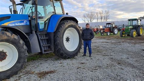 La Un T Rg De Tractoare I Utilaje Agricole Din Panic Jude Ul S Laj