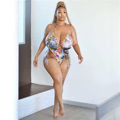 Floral Print Swimsuit For Curvy Women