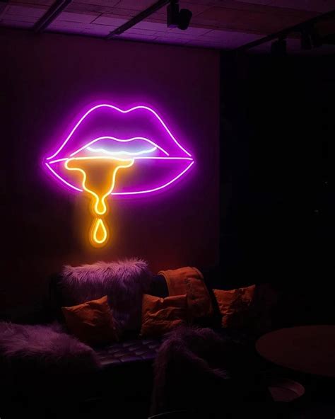 Luminous Forms Stelly Perla™ Neon Signs Neon Wallpaper Neon