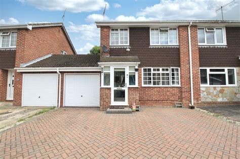 Beaver Drive Eastleigh So50 3 Bed Semi Detached House £335 000