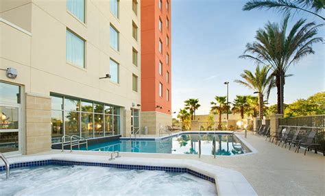 Drury Inn & Suites Orlando - Drury Hotels