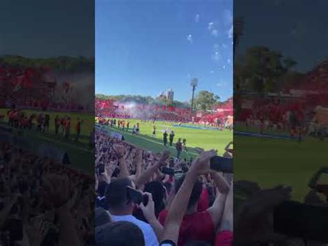 Recibimiento COLOSAL Contra El SINA Newells Clasico YouTube