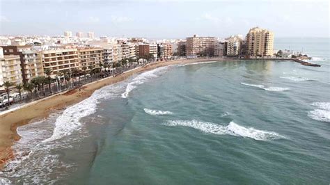 Las Mejores Playas De Torrevieja Calas Arena Y Para Perros