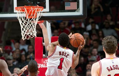 Photo Gallery: Bulls vs. Pistons (11.10.14) Photo Gallery | NBA.com