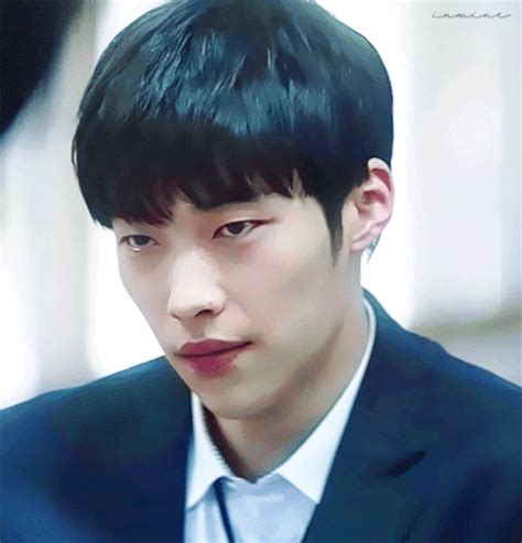 Hot Boy M I N I C A M N Nh H N C S N N V Qu P Trai