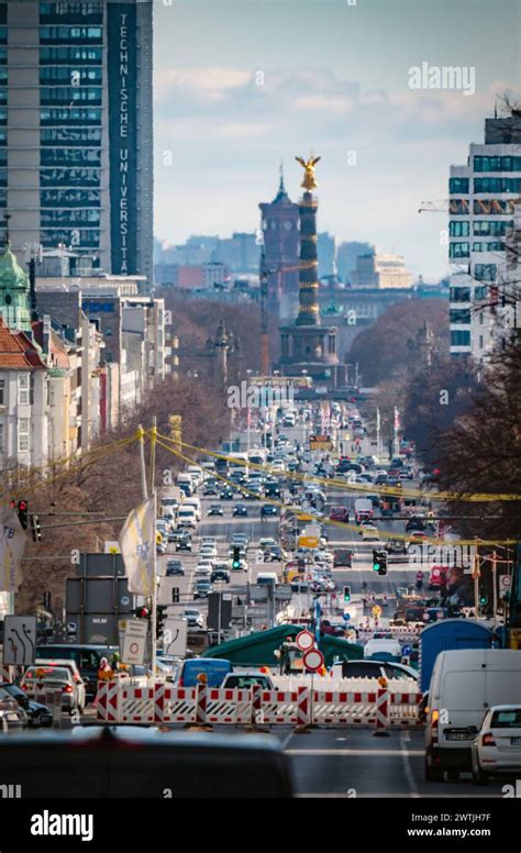 Berlin Panorama Von Berlin West Ost Achse Vom Theodor Heuss Platz