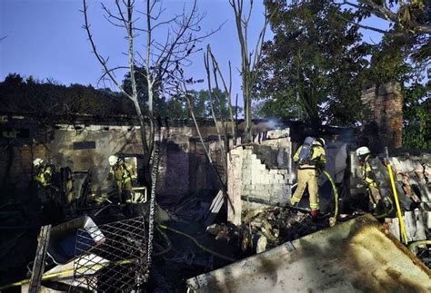 Feuer Zerst Rt Gartenlaube Im Kleingartengebiet Keine Verletzten