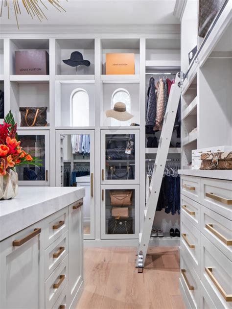 Trending Luxury Walk In Closets Nikki S Plate