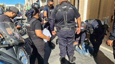 SUJETO GOLPEA A PAREJA DE JOVENES Y TOCA MANERA LASCIVA A LA MUJER NNC MX