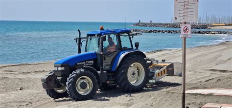 A Ostia Spiagge Libere Senza Rifiuti Per La Stagione Balneare