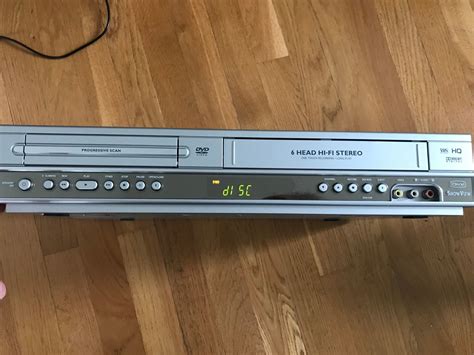 DVD VCR spelare DVP3100V kombo modell DVD SKI 420033856 ᐈ Köp på