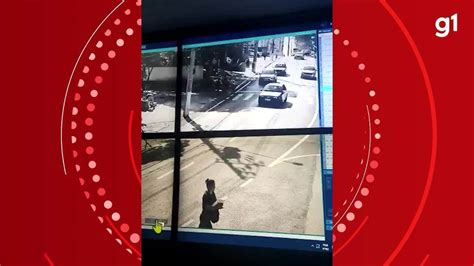 V Deo Motorista Perde Controle De Carro E Tr S Mulheres Morrem Ap S