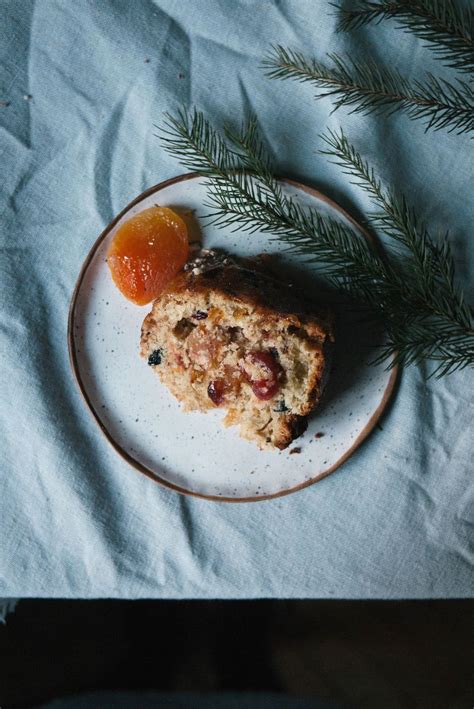 СВЯТО НАБЛИЖАЄТЬСЯ: РІЗДВЯНИЙ КЕКС З РОМОМ ТА СУХОФРУКТАМИ | Food, Sweet
