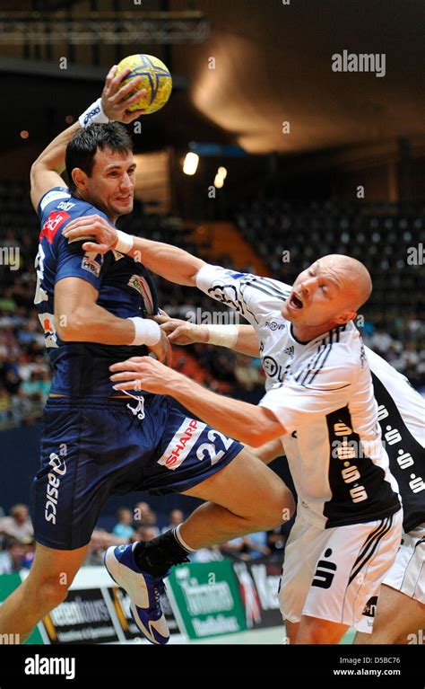 Handball Supercup Hi Res Stock Photography And Images Alamy