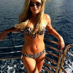 IJustine Sexy In A Bikini Top At A Beach Instagram LQ Phun Org Forum