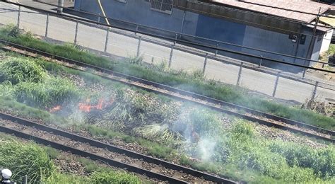 横浜線の新横浜駅 小机駅間で沿線火災 雑草が燃えて発煙、運転見合わせ ニュース速報japan