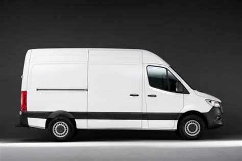 Avalia O Andamos No Mercedes Benz Sprinter Furg O Cdi Street