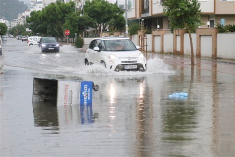 Yaz Sezonuna Haz Rlanan Antalya Ya Ya Mur Engeli Cadde Ve Sokaklar