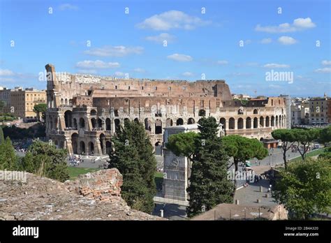 Kolosseum Piazza Del Colosseo Rom Italien Stock Photo Alamy