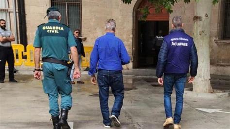 Sucesos En Mallorca Cuatro Detenidos En Mallorca Por Una Partida De 25 Toneladas De Almendras