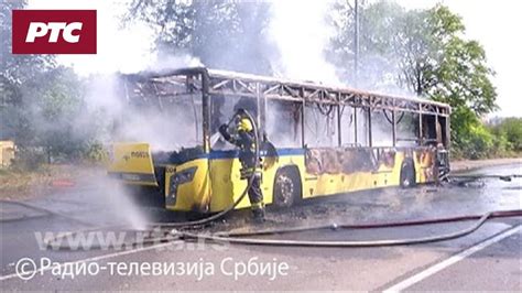 Zapalio Se Gradski Autobus Na Banjici Nema Povre Enih Youtube