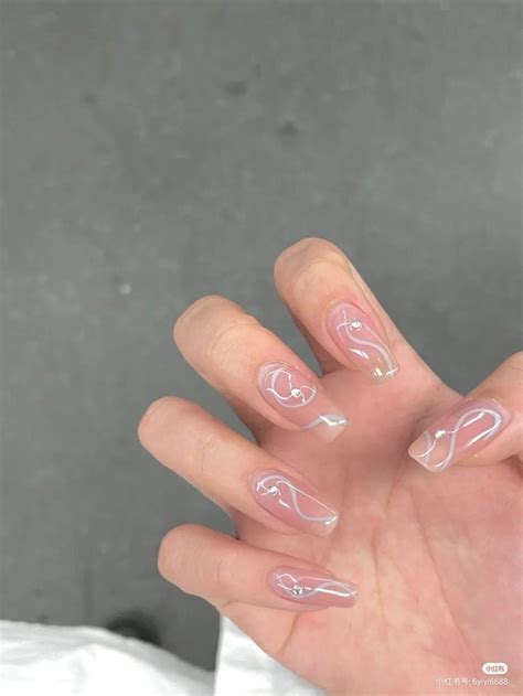 U As Acr Licas Aesthetic Minimalistas Dise O Nails Minimalist Nails