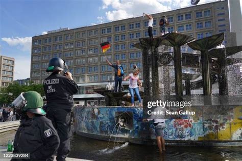 Riot Police Drawing Photos And Premium High Res Pictures Getty Images