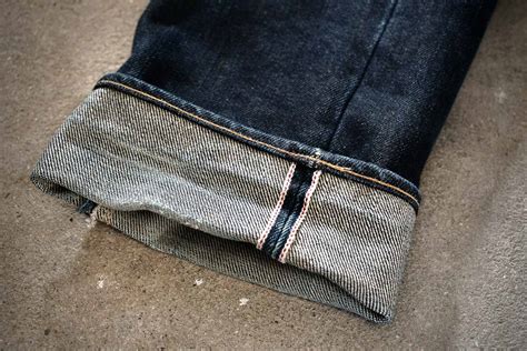 How To Cuff Jeans 8 Common Ways Denim Faq By Denimhunters