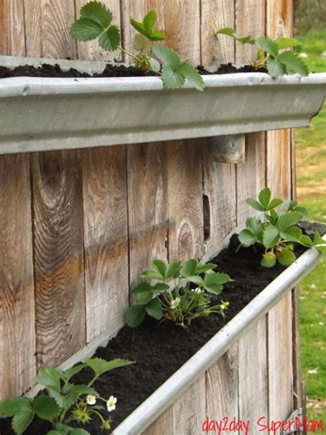 20 Inspirational Diy Ways To Repurpose Rain Gutters Architecture And Design