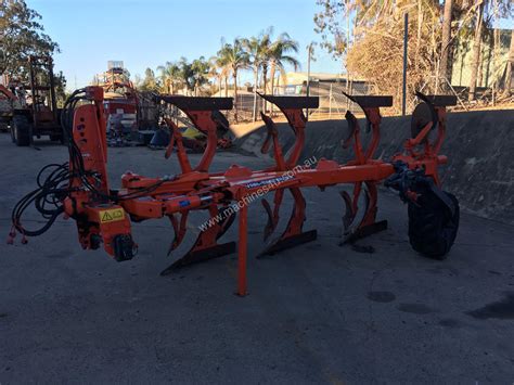 Used Kuhn Kuhn Vari Master Nsh Mouldboard Plough Tillage Equip