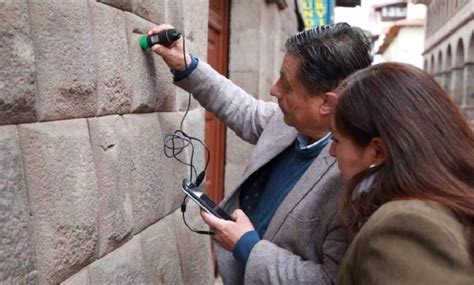 Dañan con pintura muro inca en Perú El Momento Tabasco