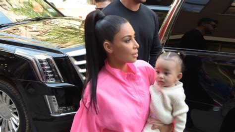 Photo Kim Kardashian avec ses enfants Saint et Chicago à New York le