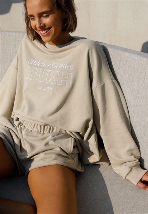 Nude Sweatshirt Buy At Price Buy Online In Hukh Online Shop