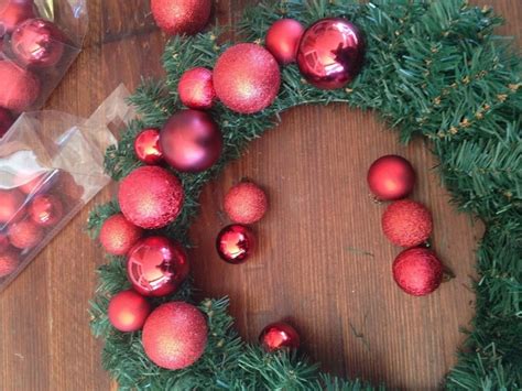 Christmas Bauble Wreath · How To Make A Bauble Wreath · Construction, Decorating, and ...