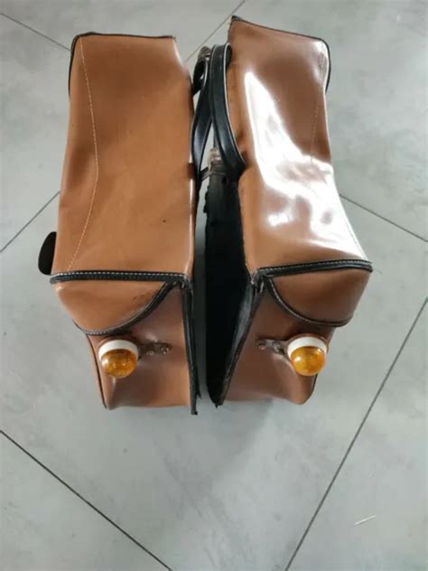 ANCIENNE PAIRE DE sacoches en simili cuir pour vélo ou mobylette EUR 18