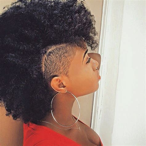 Bold Frohawk Shaved Side Hairstyles Tapered Natural Hair Natural Hair Woman