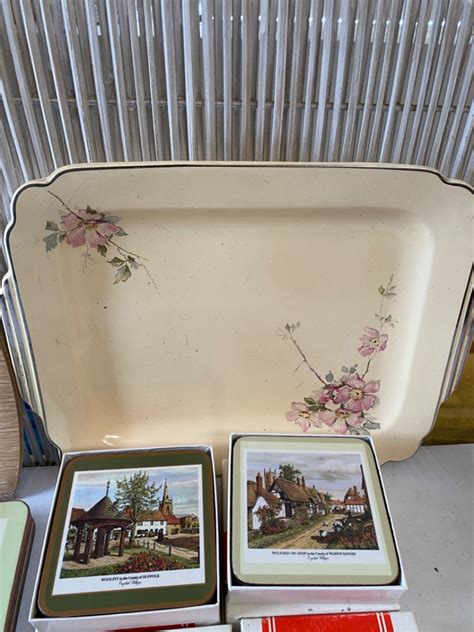 Lot 261 Vintage Trays Placemats Coasters And Collector Plate