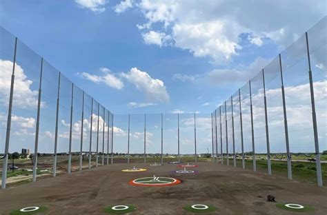 Pinseekers Golf Center In Deforest Wisconsin A Thrilling New Golf