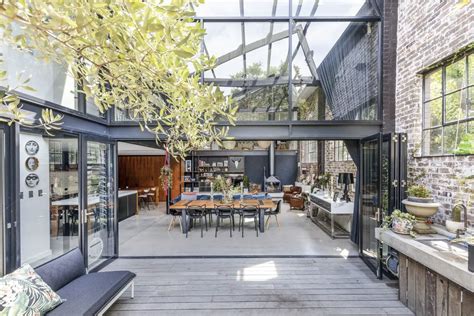 An Award Winning Converted Warehouse Hits The Market In Sydneys